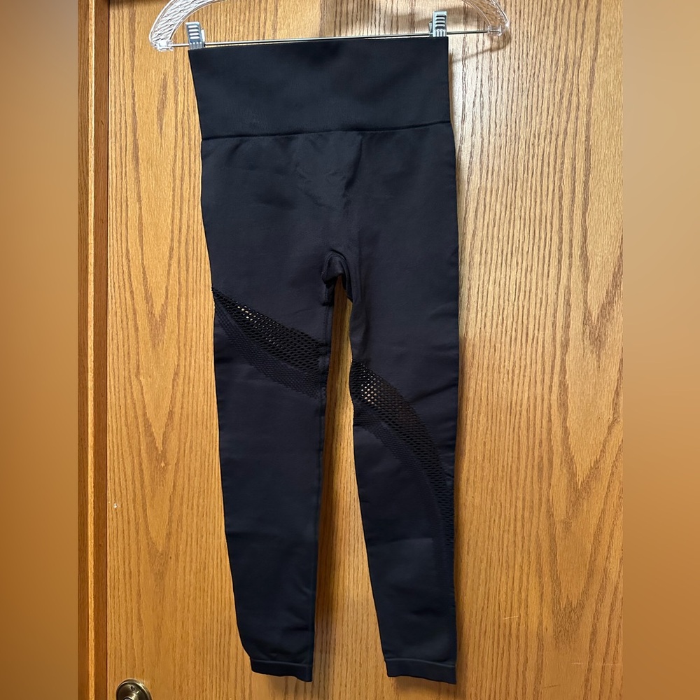 Zyia tights size xs new without tags